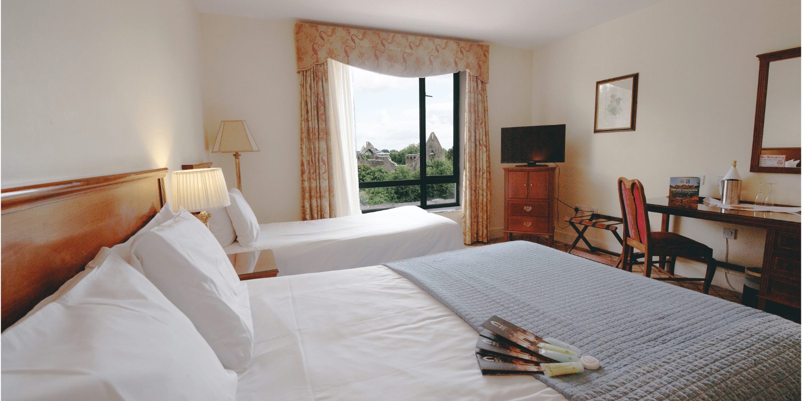 Twin Room at the Abbey